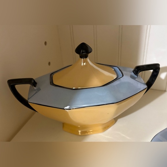 Lusterware Tea Set - Picture 2 of 6